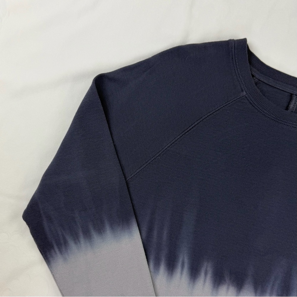 ATHLETA Sundown Dip Dye Crewneck Sweatshirt in Medieval Violet Size Small (GUC) - Picture 5 of 11